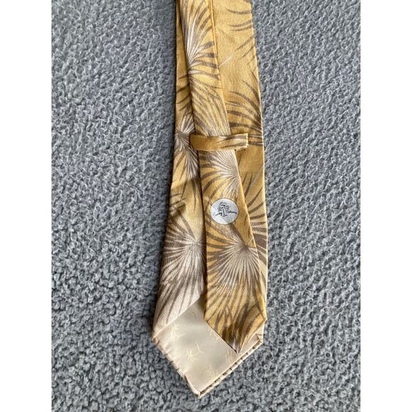 Tommy Bahama Tie Silk Hawaiian Floral Tropical Wide Yellow Gold Retro 58" x 4" - Picture 4 of 11